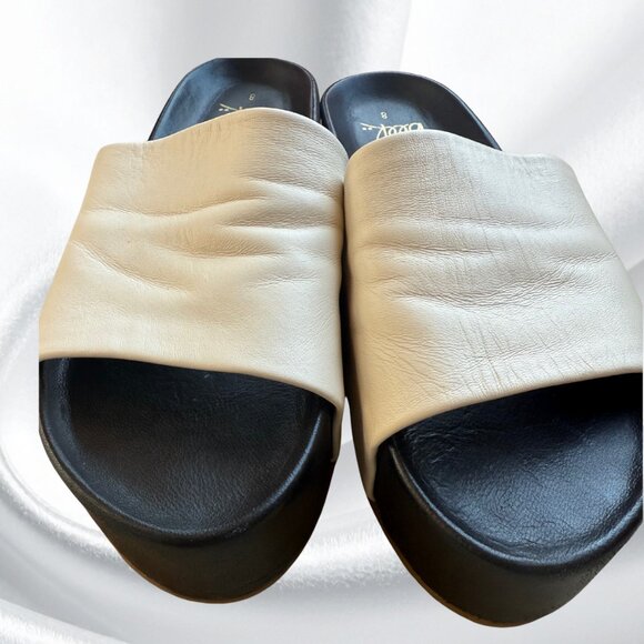 BEEK Albatross Cream Leather Platform Sandals Worn Once Like New Size 8 - Picture 16 of 17